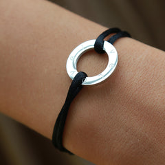 Armband circle love zwart zilver
