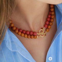 Collar con piedra burbuja color burdeos claro