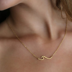 Gold chain wave