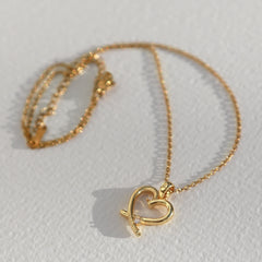 Cadena de oro con corazón de diamantes de imitación