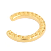Earcuff con puntos dorados