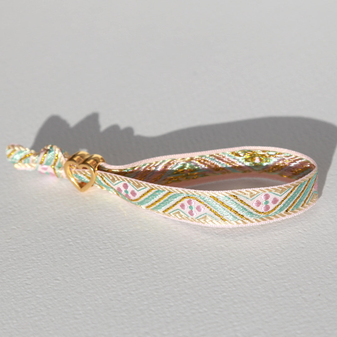 Woven bracelet pastel heart