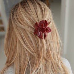 Barrette à cheveux fleur bordeaux