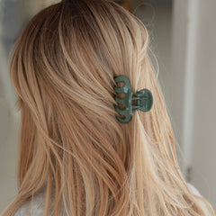Hairclaw grip olive
