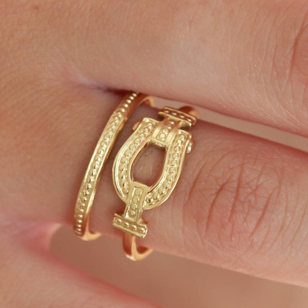 Gold ring buckle