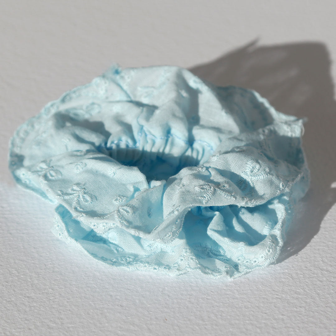 Coletero bordado azul