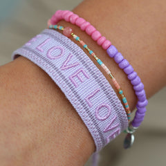 Gewebtes Armband lila LOVE